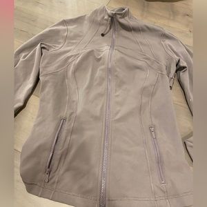 Lululemon define jack in size 10 hardly worn and perfect condition